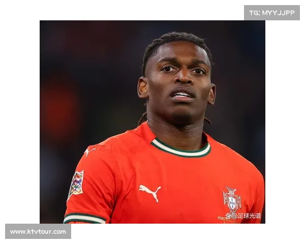 莱奥仍计划今夏离开米兰转投拜仁寻求新挑战 莱奥仍计划今夏离开米兰转投拜仁寻求新挑战